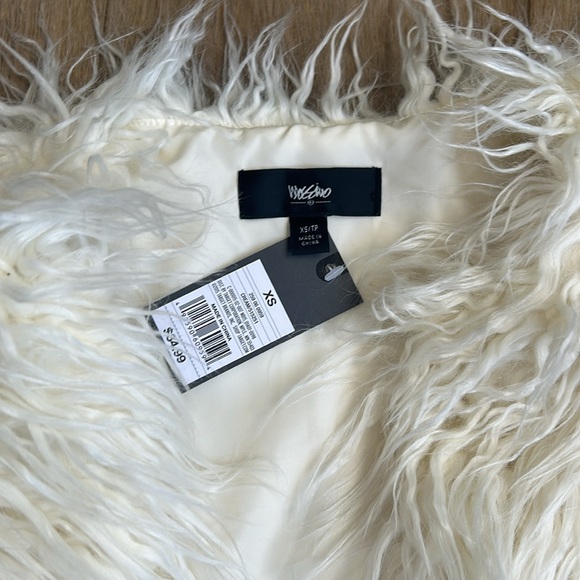 NWT Mossimo faux fur vest XS - Picture 2 of 5